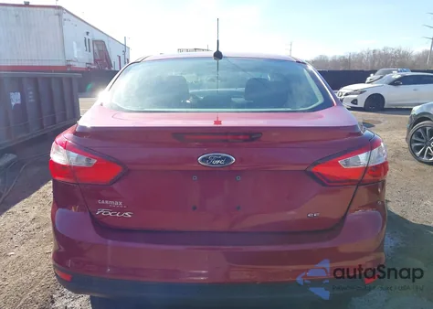 2014 Ford Focus Se from USA, damaged, VIN 1FADP3F20EL365670